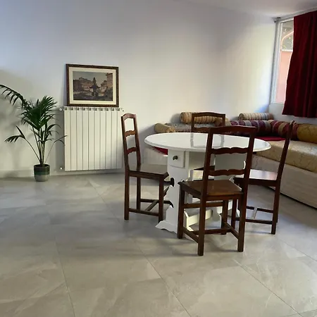 Casa Donna Olimpia Pamphilj *