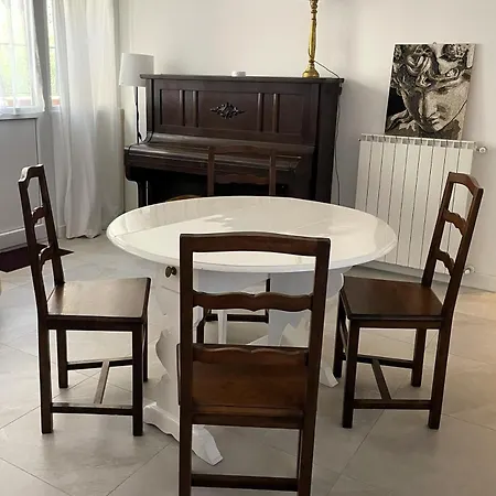 Casa Donna Olimpia Pamphilj *